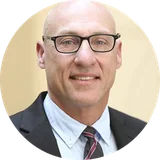 Headshot of Brad Quest, DVM
